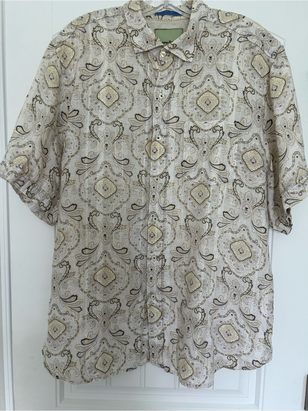 Tommy Bahama Short Sleeve Button-Down Shirt in Beige Paisley 100% Linen